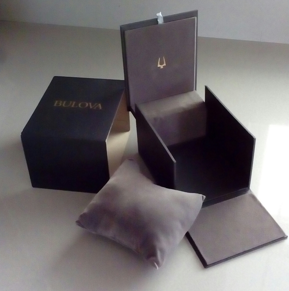 bulova box